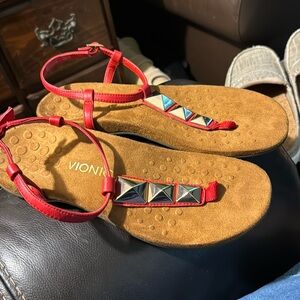 Vionic Womens Nala Sandals, Red size 10